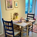 Big And Modern Penthouse - 1 Min From Train Station