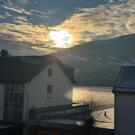Apartment Elegant Penthouse - 1 Min To Train Station - Balcony Voss
